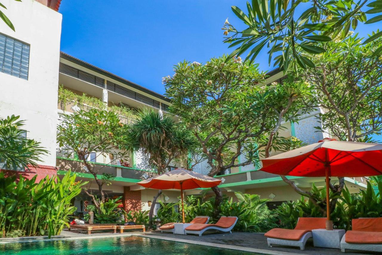 Capital O 1666 Grand Pudjawan Hotel Near Kuta Beach Eksteriør billede