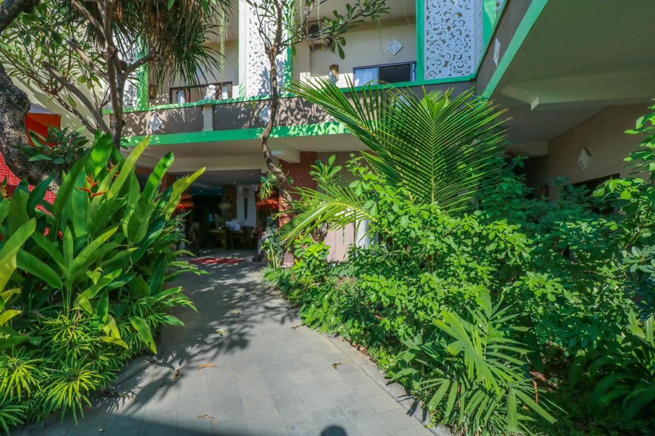 Capital O 1666 Grand Pudjawan Hotel Near Kuta Beach Eksteriør billede
